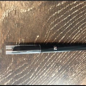 Kat Von D Pomade brow brush #70